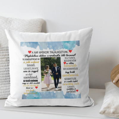 Valentin napi párna egyedi mintával